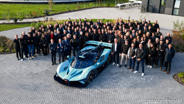 Таких Bugatti существует всего 40, и последний — захватывающий дух | Carscoops